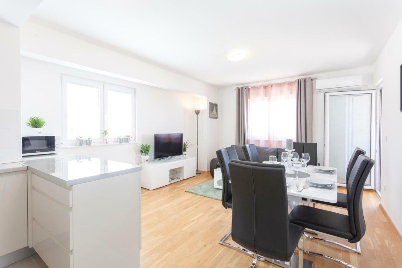 Apartments Dora ماكارسكا المظهر الخارجي الصورة