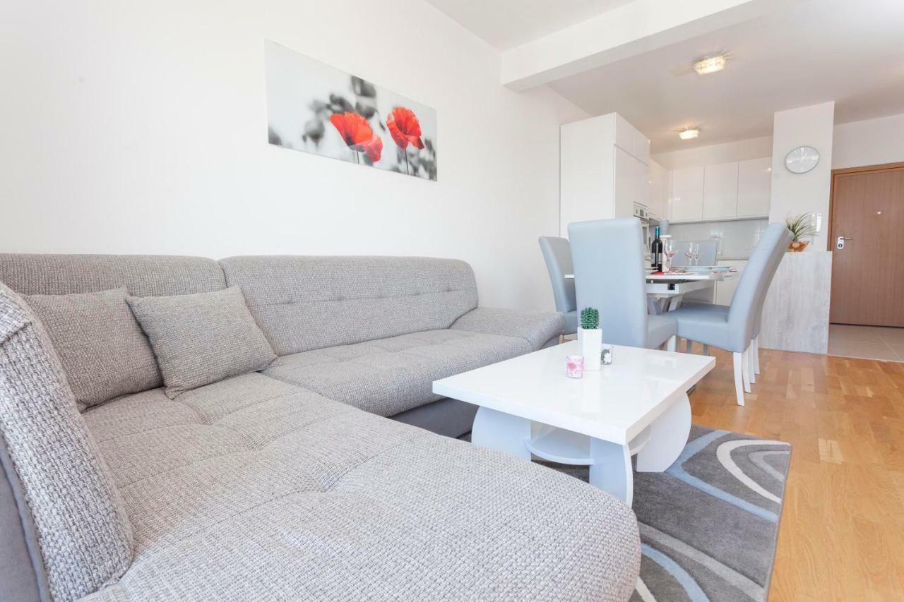 Apartments Dora ماكارسكا المظهر الخارجي الصورة